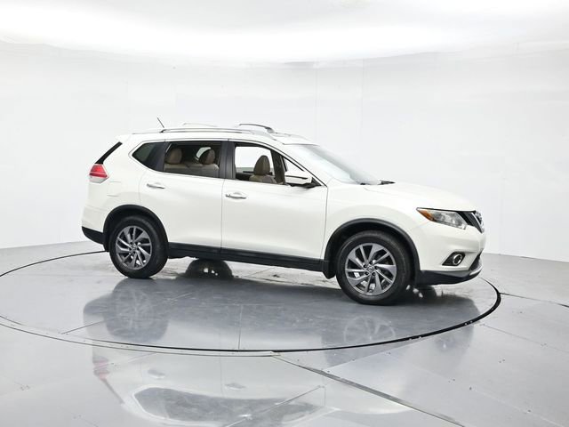 Used 2016 Nissan Rogue SL w/ SL Premium Package FWD image 3