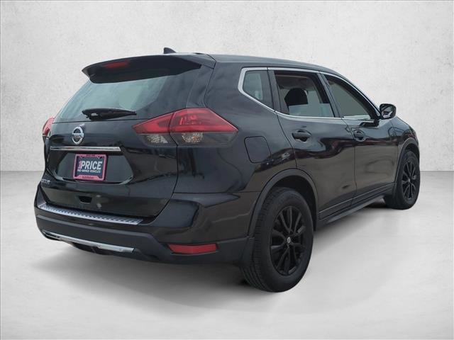 Used 2018 Nissan Rogue S image 5