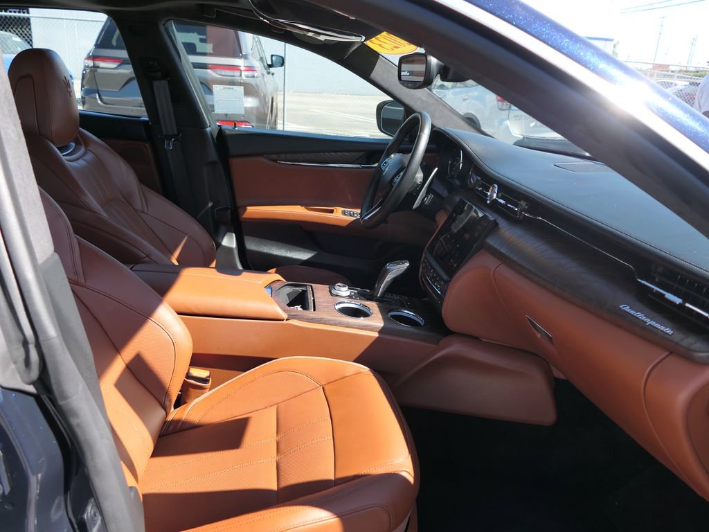 Used 2023 Maserati Quattroporte Modena image 25