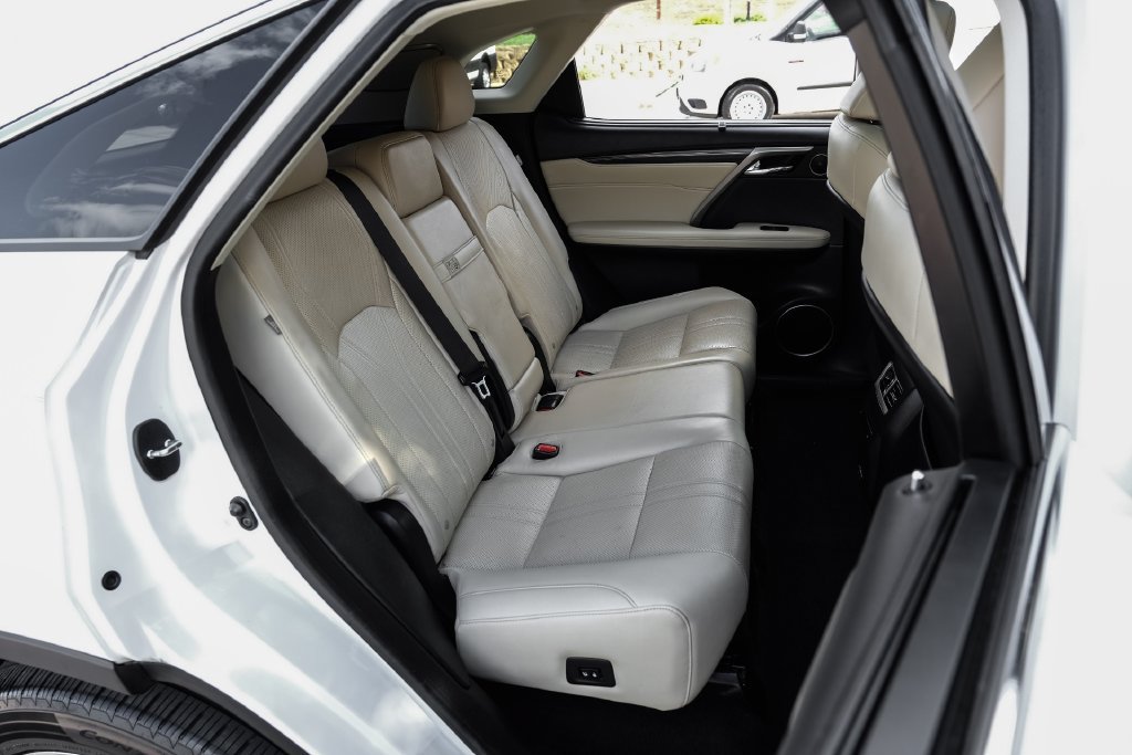 Used 2021 Lexus RX 450h AWD w/ Luxury Package image 41