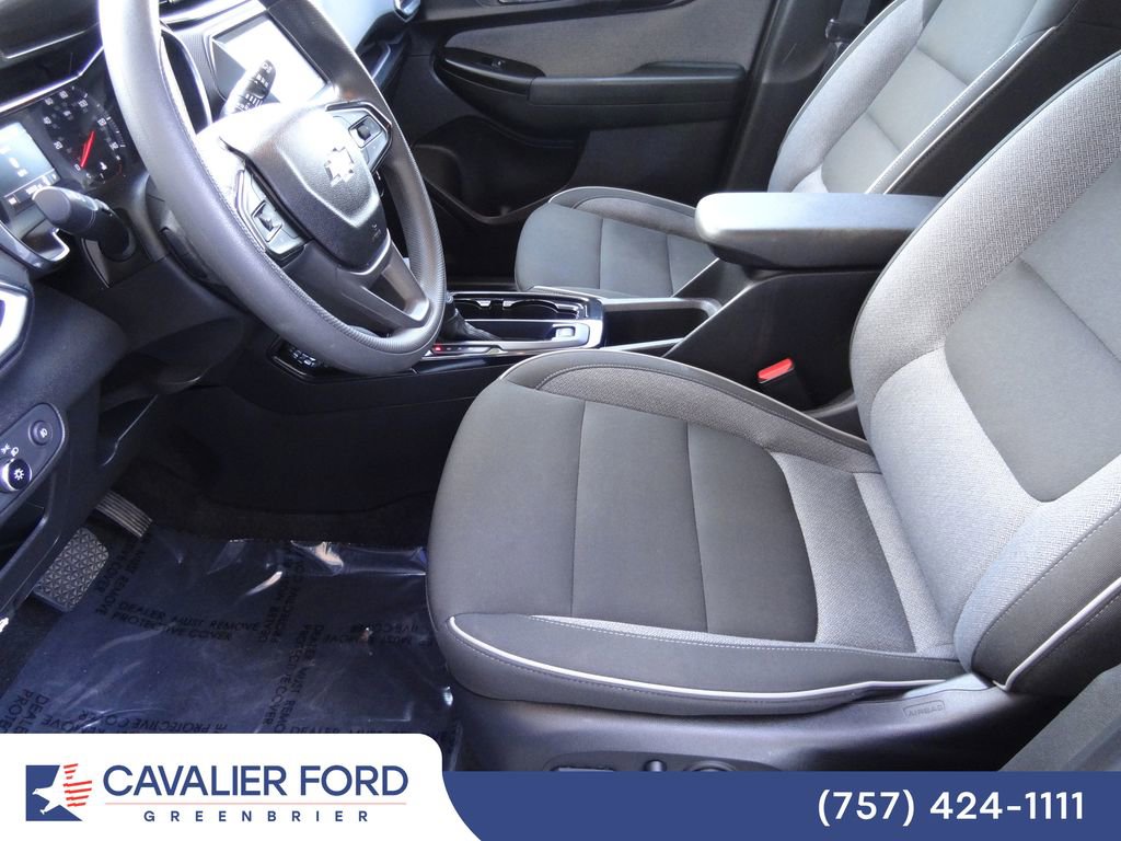 Used 2023 Chevrolet TrailBlazer LT FWD image 6