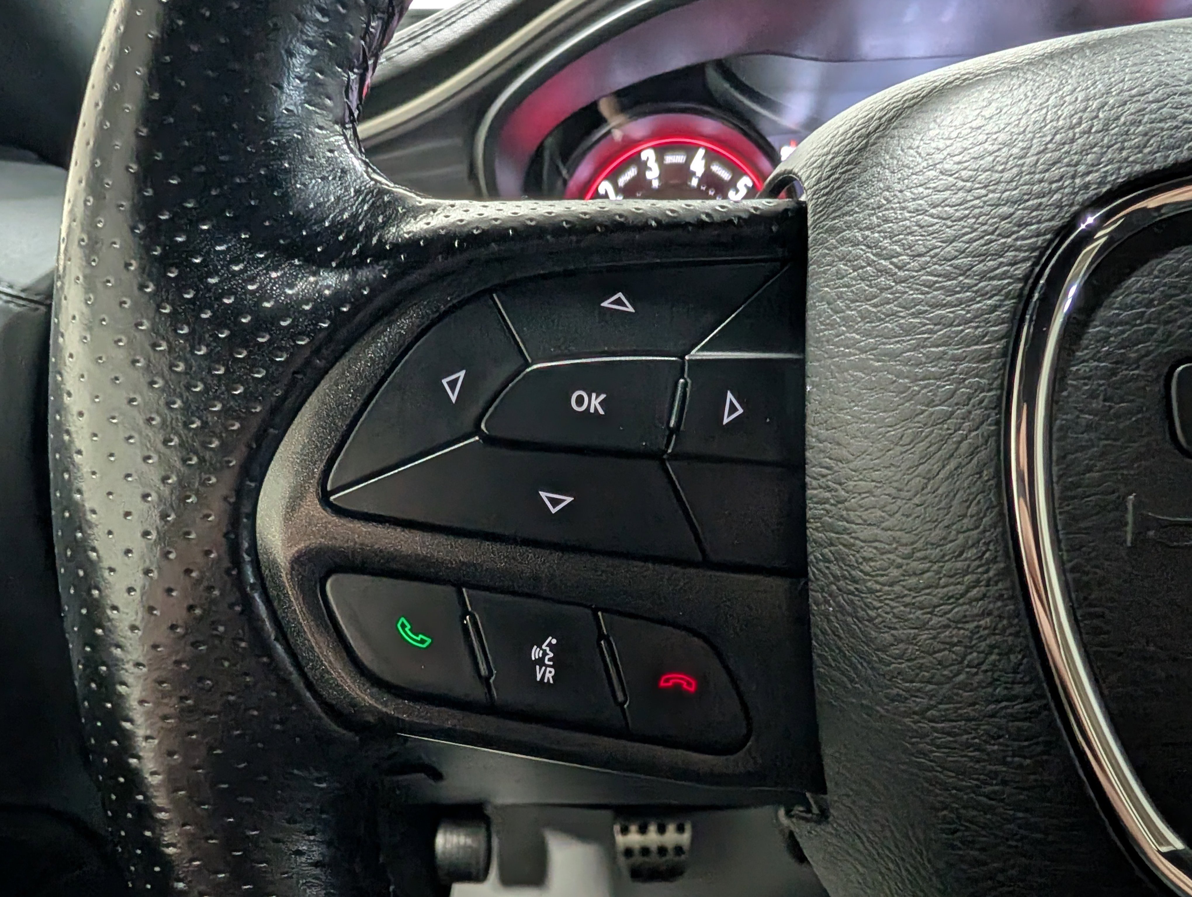 Used 2021 Dodge Challenger R/T w/ Plus Package image 19