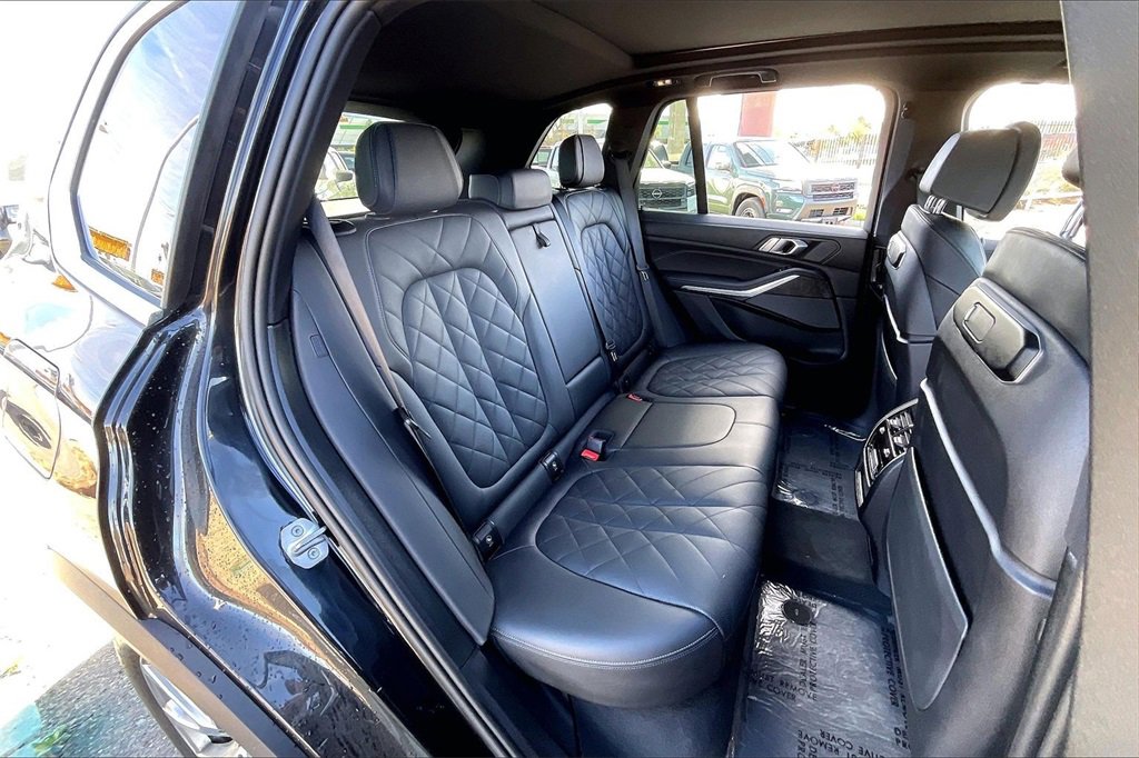 Used 2025 BMW X5 sDrive40i image 27