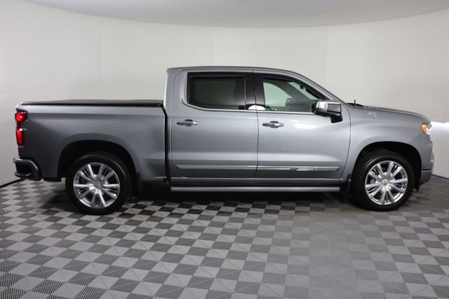 Used 2024 Chevrolet Silverado 1500 High Country w/ High Country Premium Package image 9