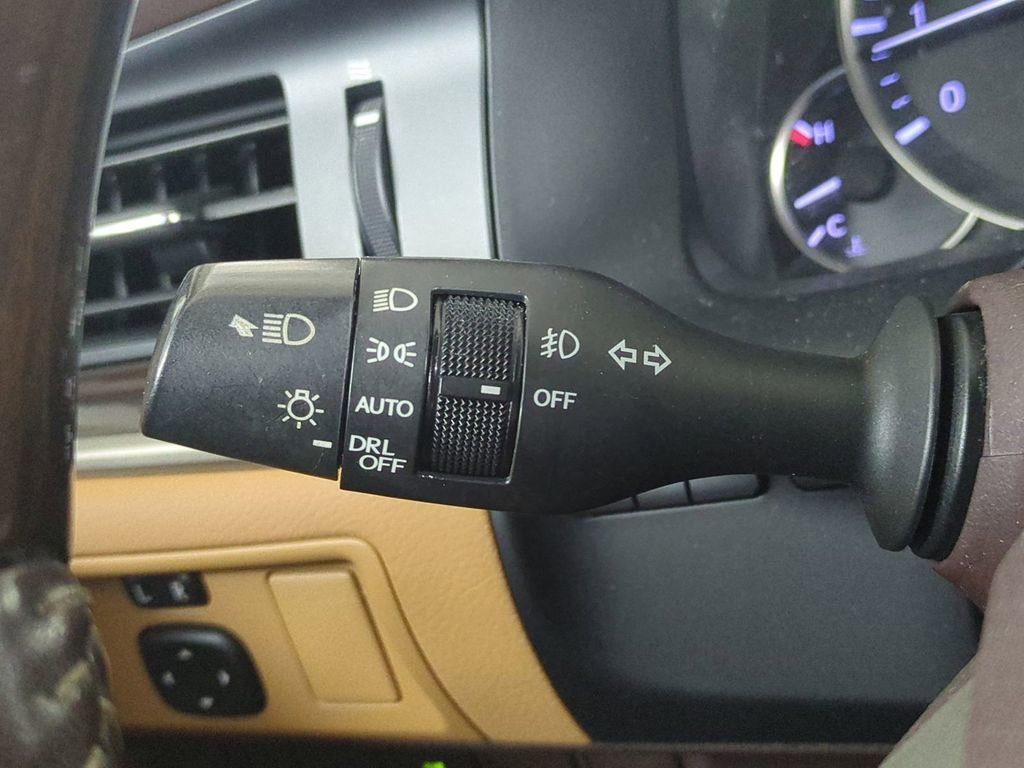 Used 2018 Lexus ES 350 w/ Premier Package FWD image 28