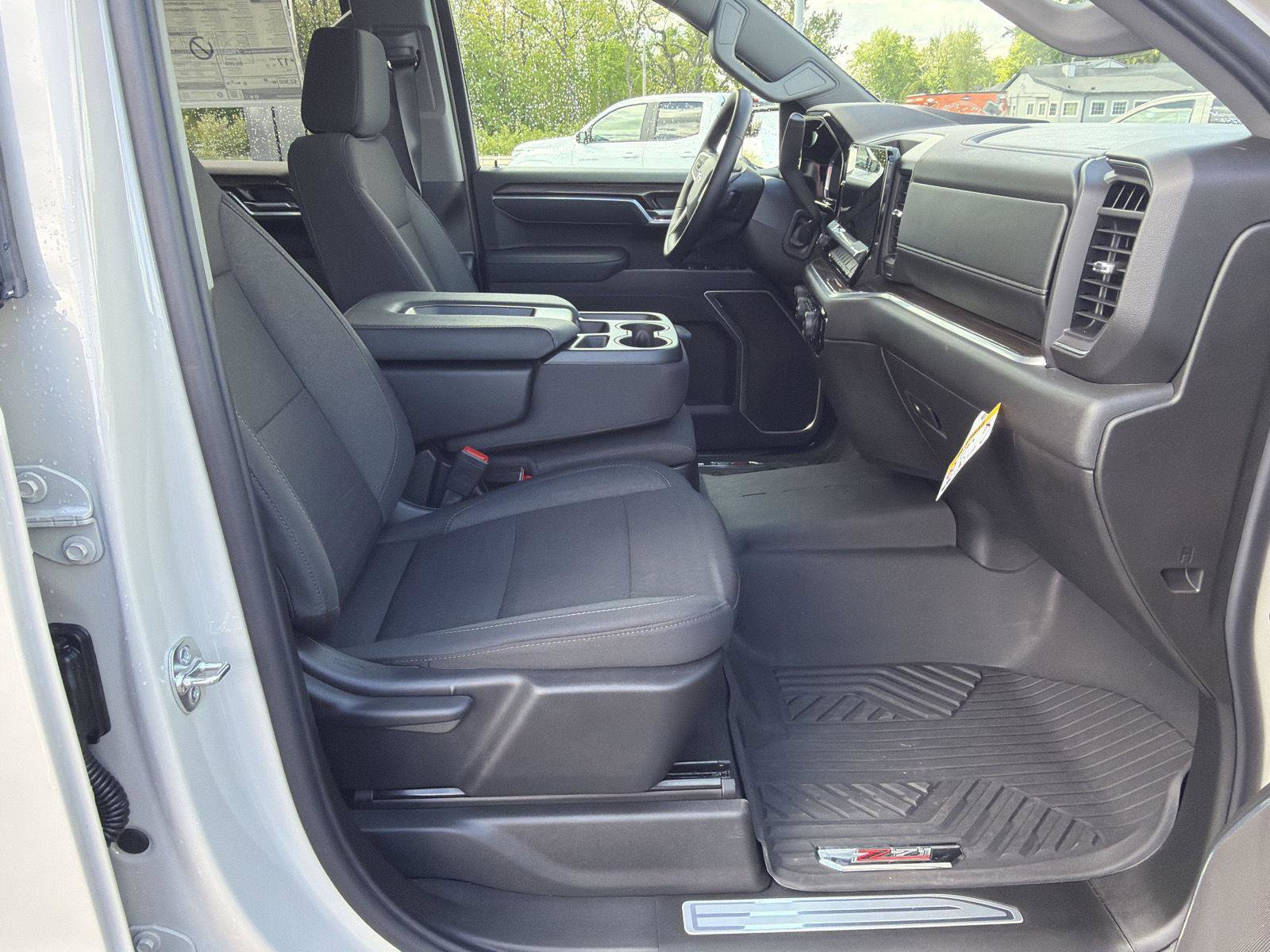 New 2026 Chevrolet Silverado 1500 RST AWD/4WD image 16