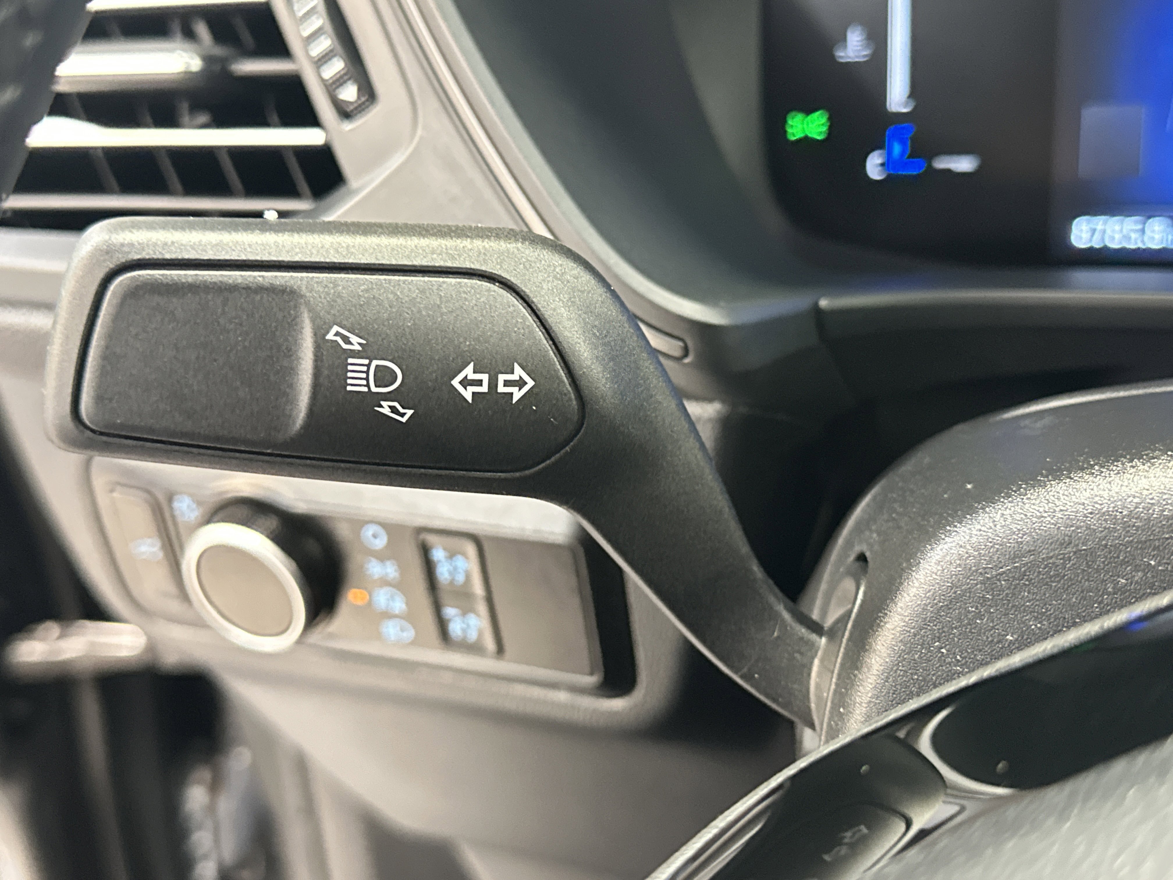 Used 2023 Ford Escape Active w/ Tech Pack #1 image 34