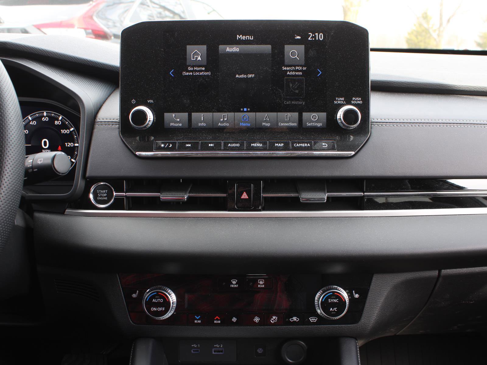 Used 2024 Mitsubishi Outlander SEL image 12