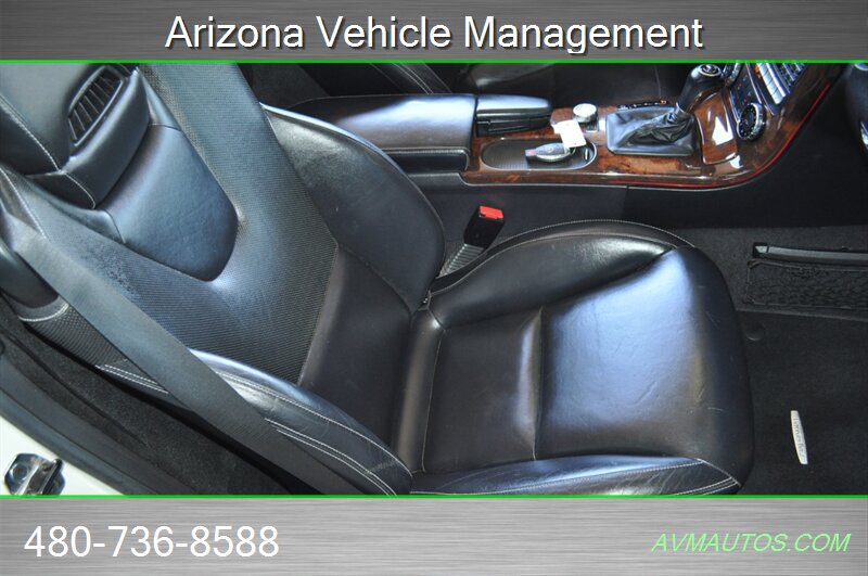 Used 2012 Mercedes-Benz SLK 350 image 23