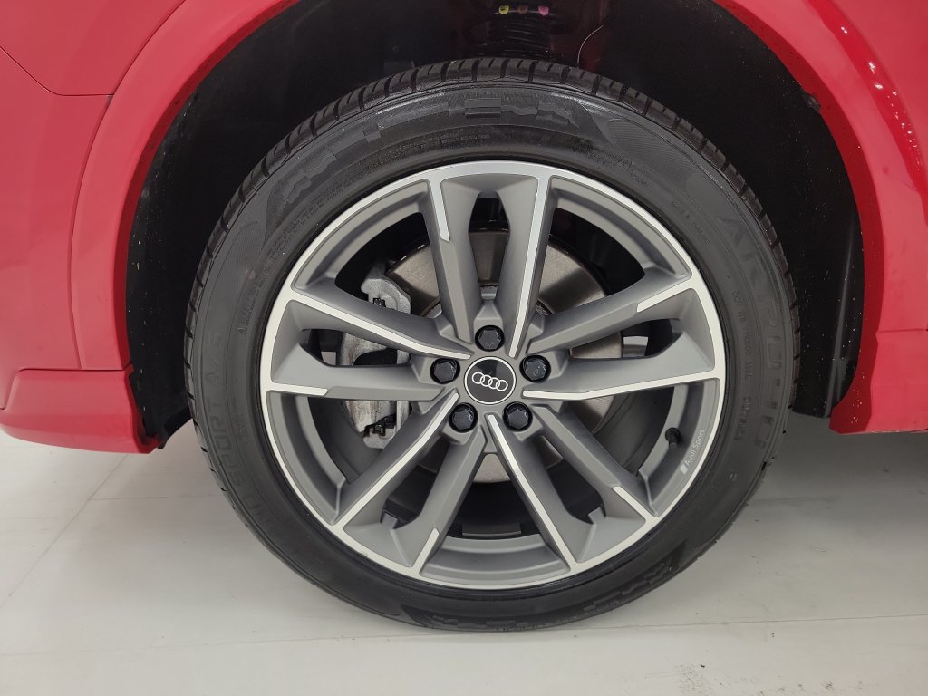 Used 2021 Audi Q3 2.0T Premium w/ Convenience Package AWD/4WD image 8
