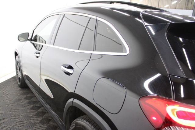 Used 2021 Mercedes-Benz GLA 250 w/ Premium Package image 9