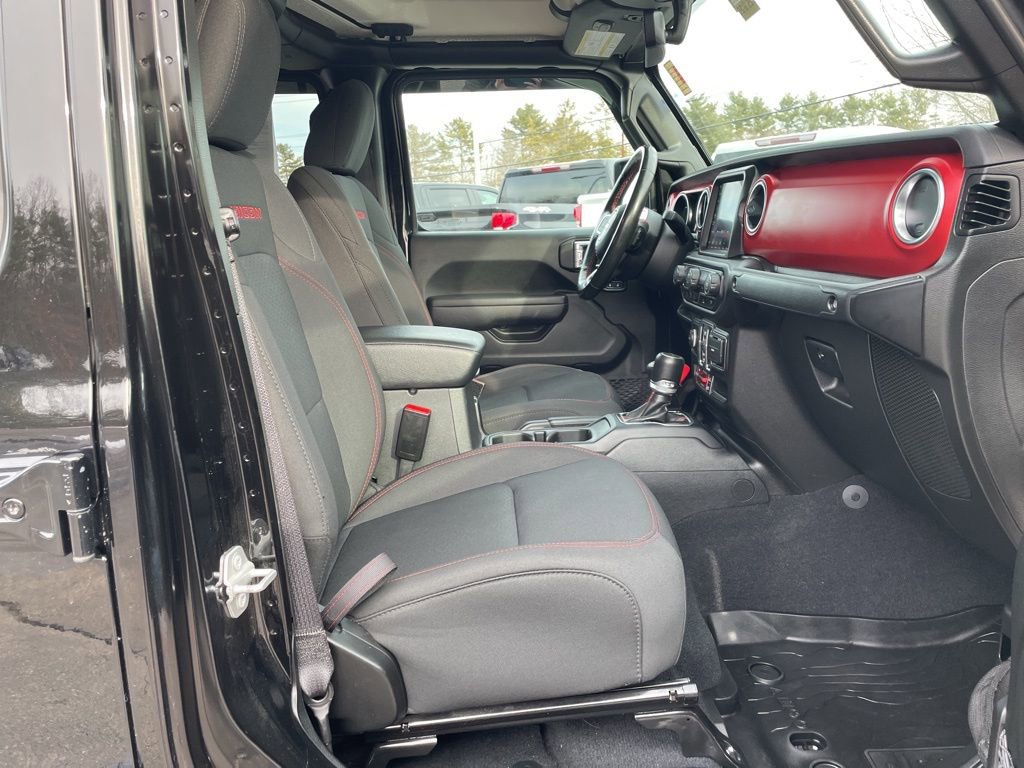 Used 2022 Jeep Gladiator Rubicon w/ Cold Weather Group image 31