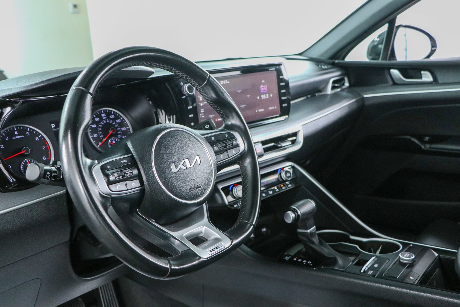 Used 2023 Kia K5 GT-Line FWD image 23