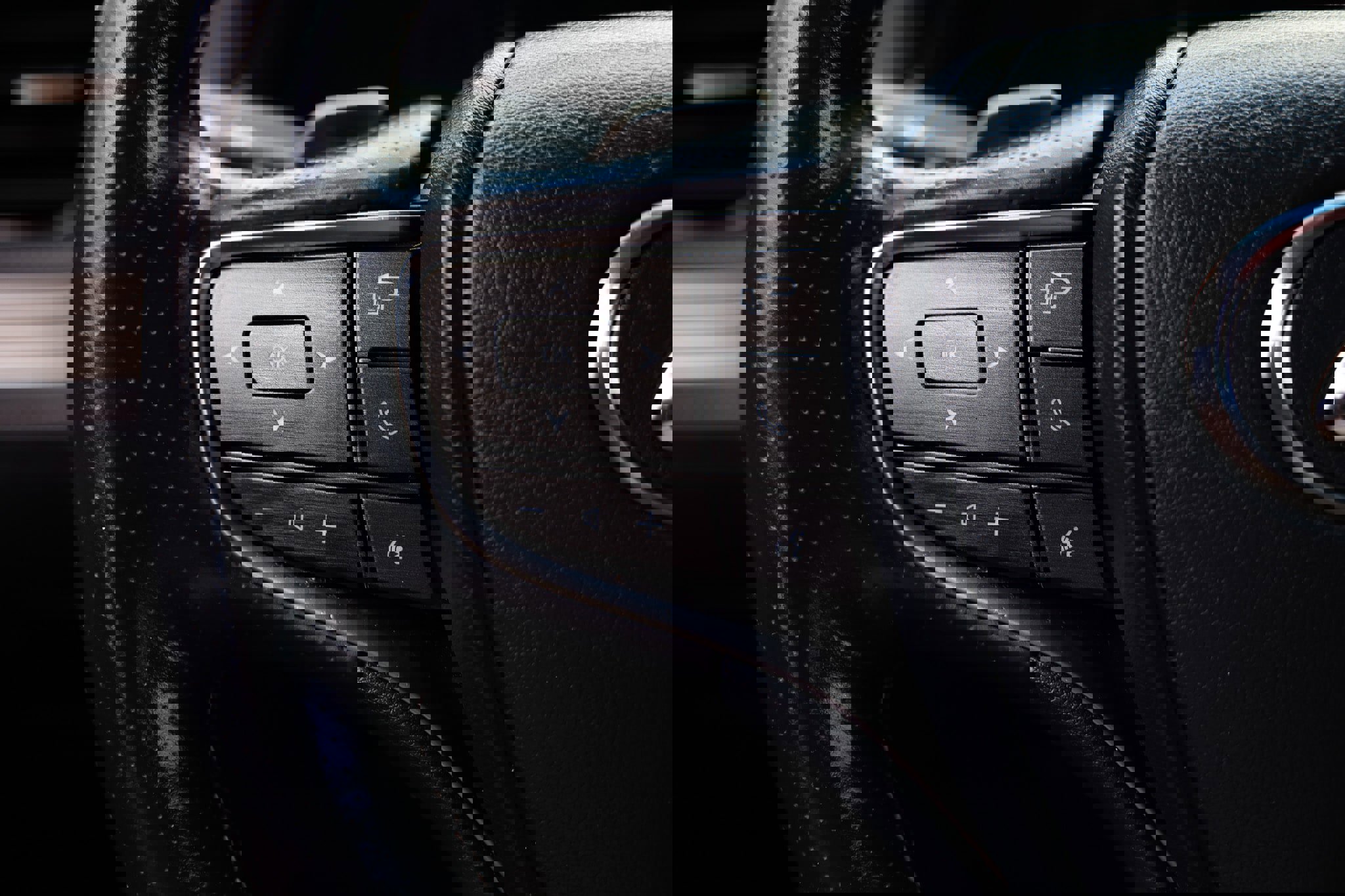 Used 2018 Lexus LS 500 F Sport w/ Accessory Package (Z2) image 34