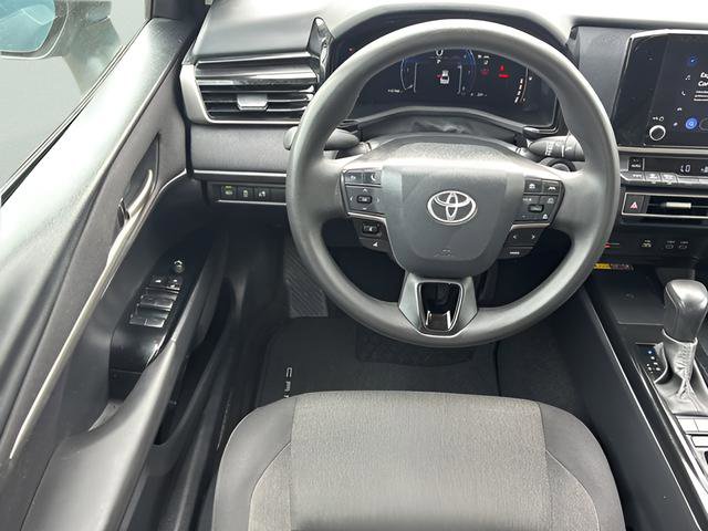 Used 2025 Toyota Camry LE w/ Convenience Package AWD/4WD image 18