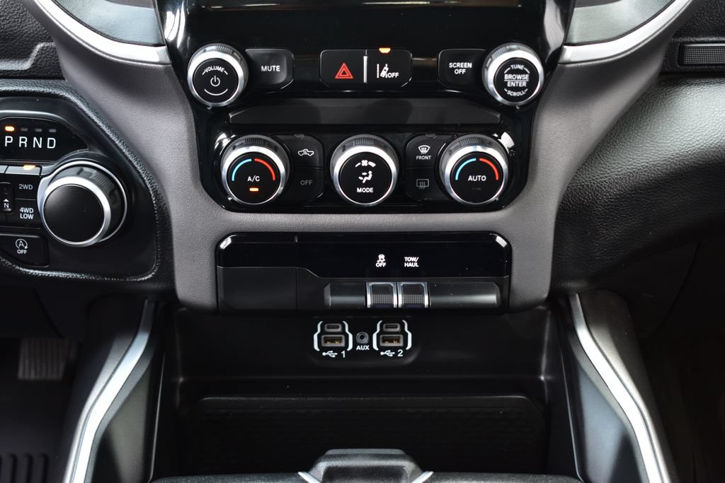Used 2022 RAM 1500 Big Horn AWD/4WD image 32