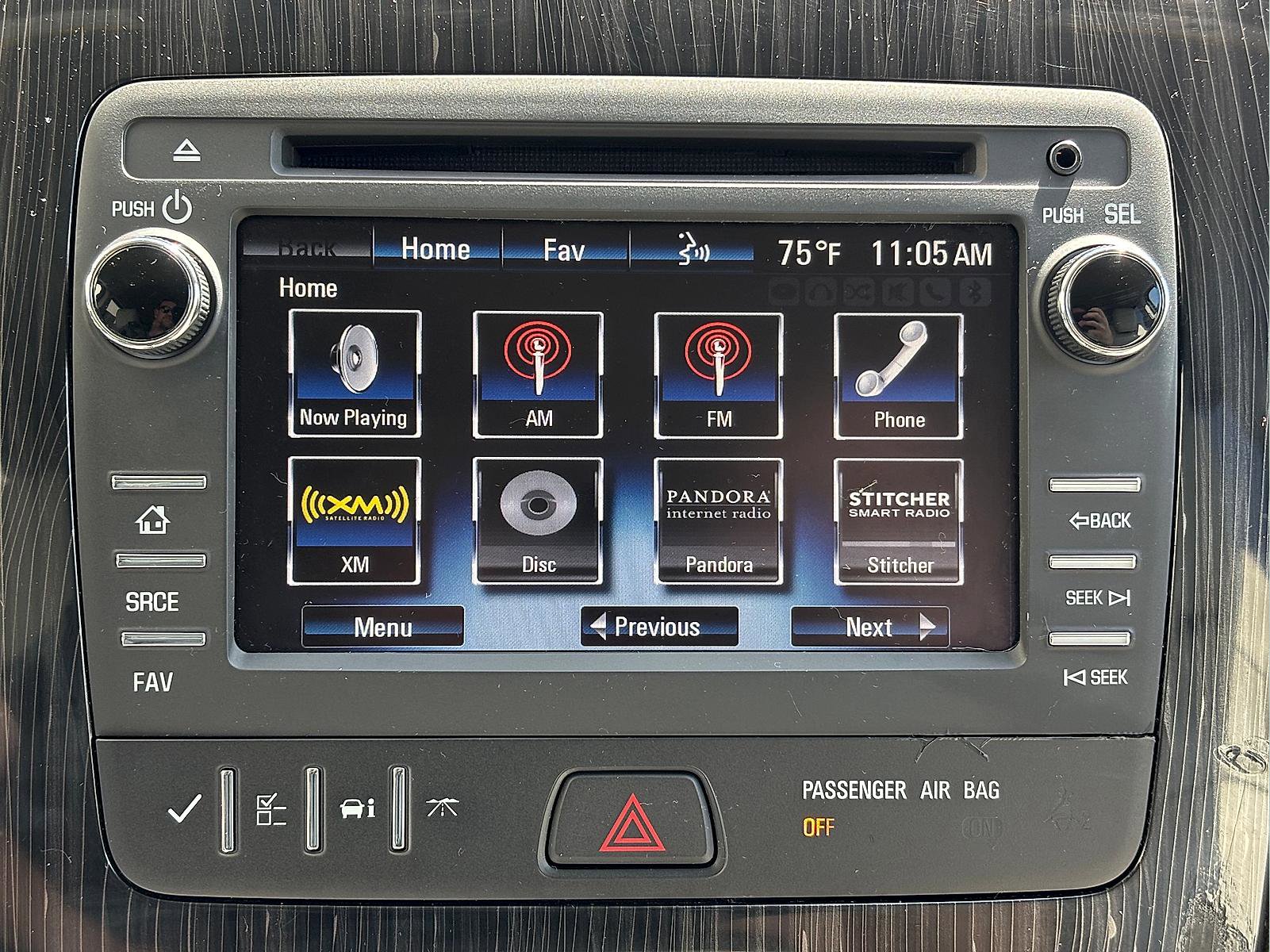 Used 2017 Chevrolet Traverse LT FWD image 23