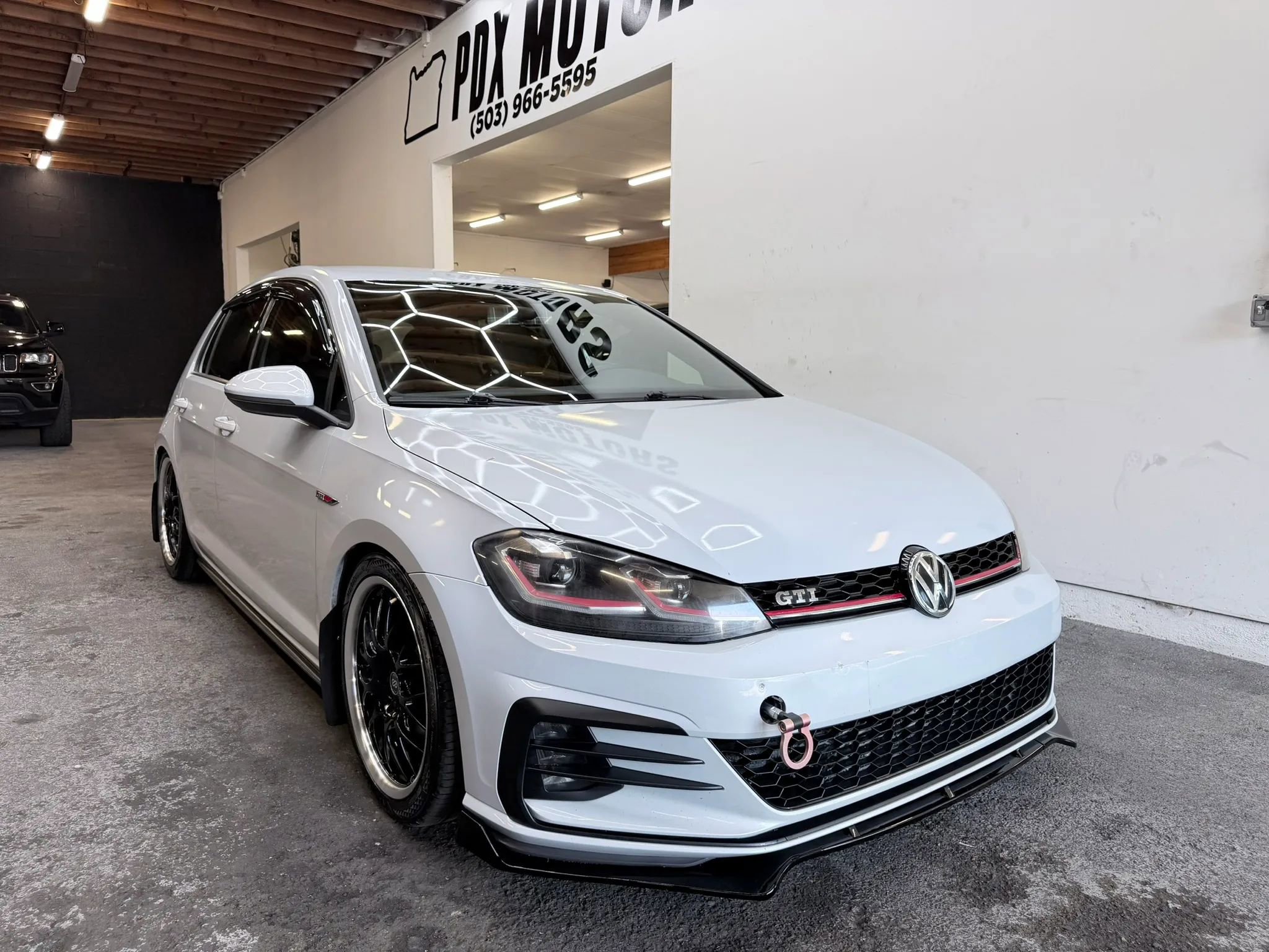 Used 2018 Volkswagen GTI S image 2