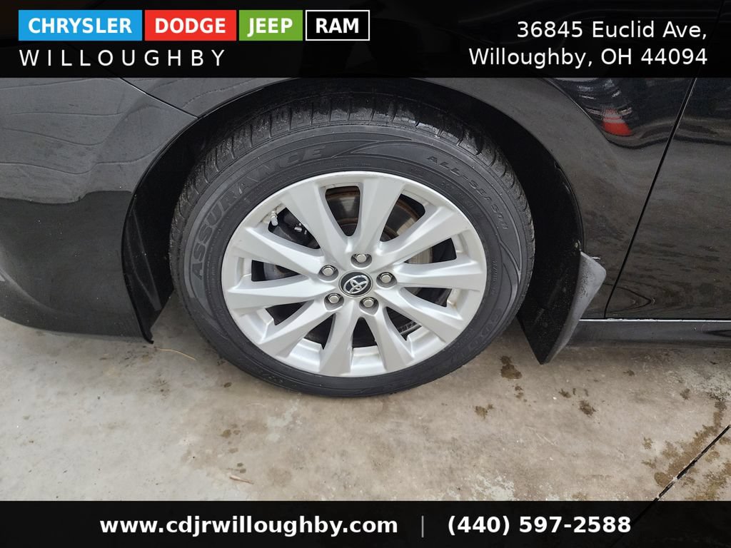Used 2019 Toyota Camry LE FWD image 37