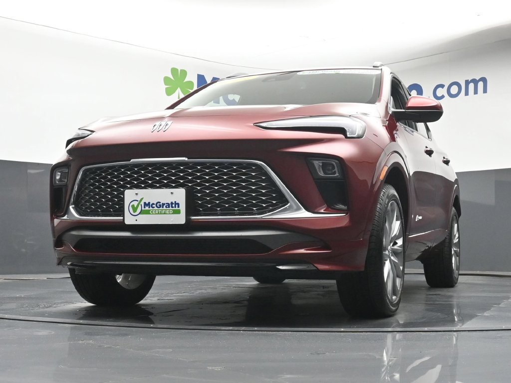 Used 2024 Buick Encore GX Avenir w/ Avenir Convenience Package AWD/4WD image 7