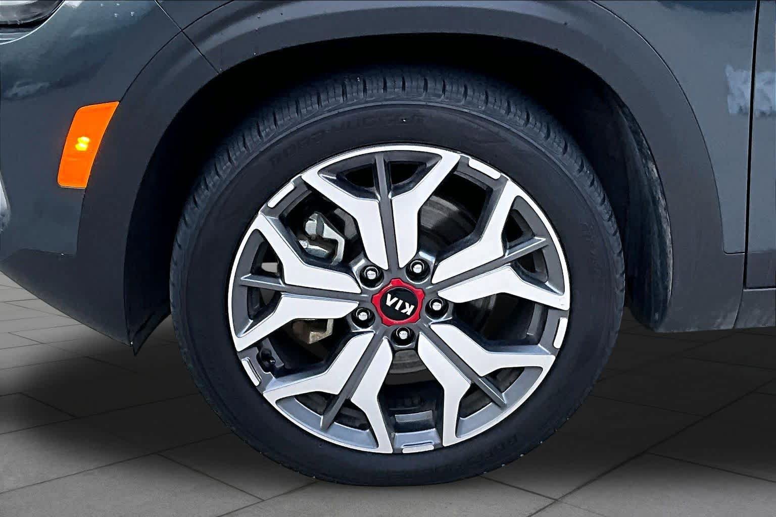 Used 2021 Kia Seltos SX AWD/4WD image 11