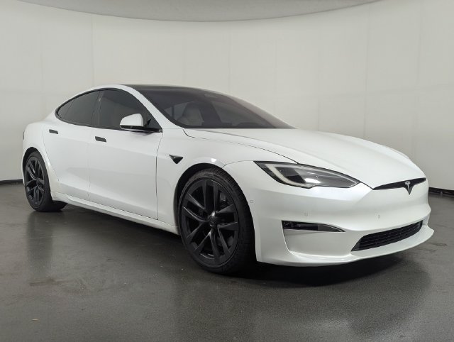 Used 2022 Tesla Model S Plaid AWD/4WD image 2