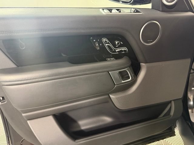 Used 2020 Land Rover Range Rover HSE AWD/4WD image 14