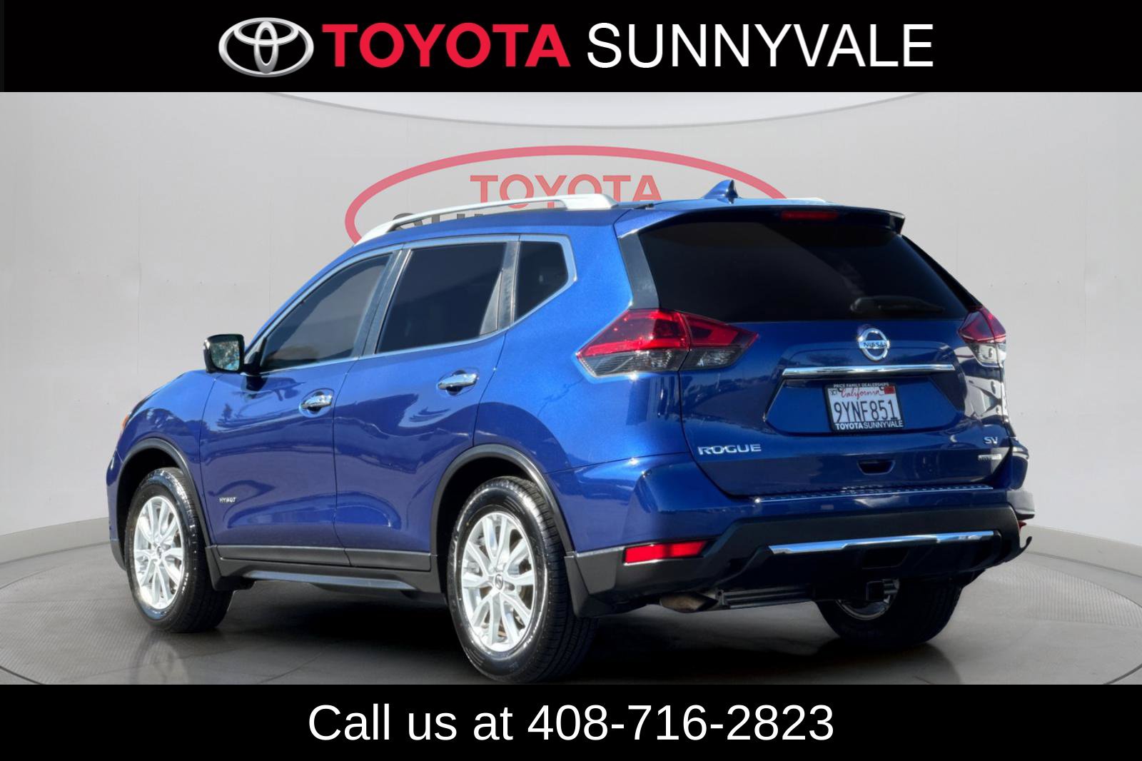 Used 2018 Nissan Rogue SV w/ Premium Package FWD image 7