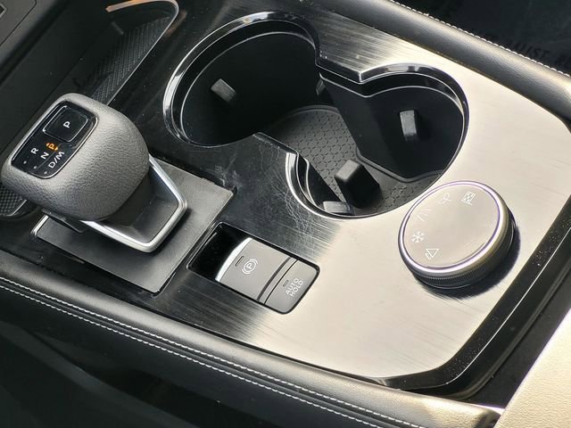 Used 2022 Nissan Rogue Platinum w/ Head-Up Display Package AWD/4WD image 25