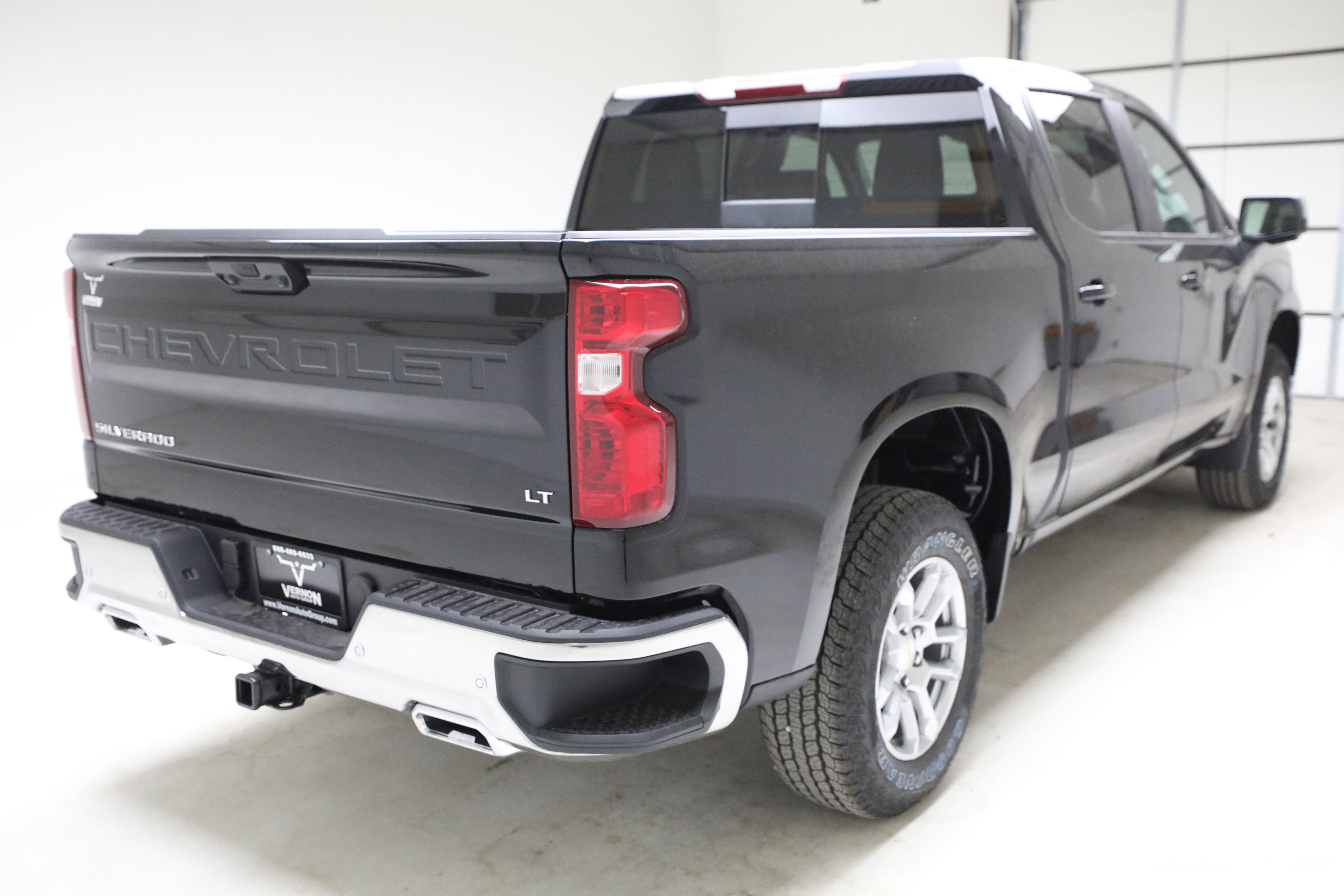 New 2026 Chevrolet Silverado 1500 LT w/ Z71 Off-Road Package AWD/4WD image 5