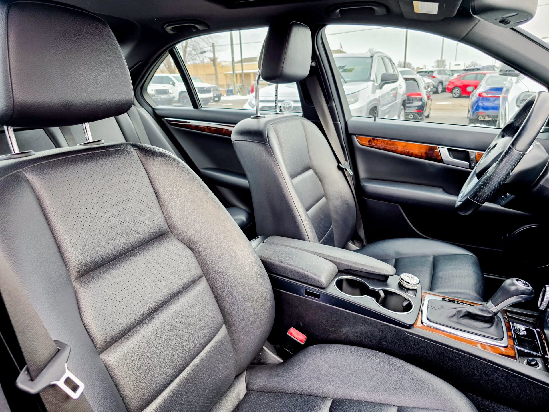 Used 2012 Mercedes-Benz C 250 Sedan image 14