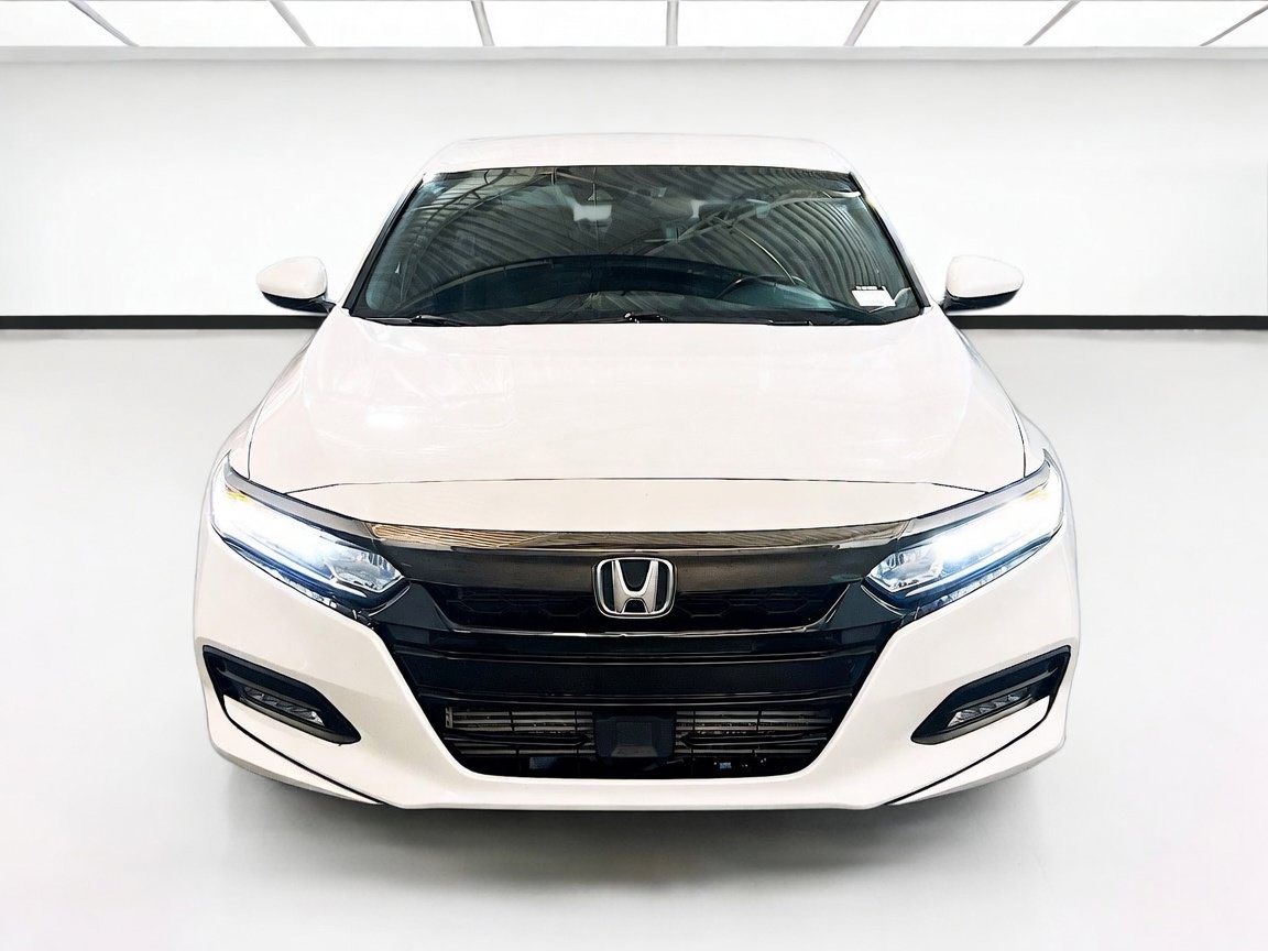 Used 2020 Honda Accord Sport image 2