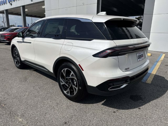 New 2026 Lincoln Nautilus Premier AWD/4WD image 5