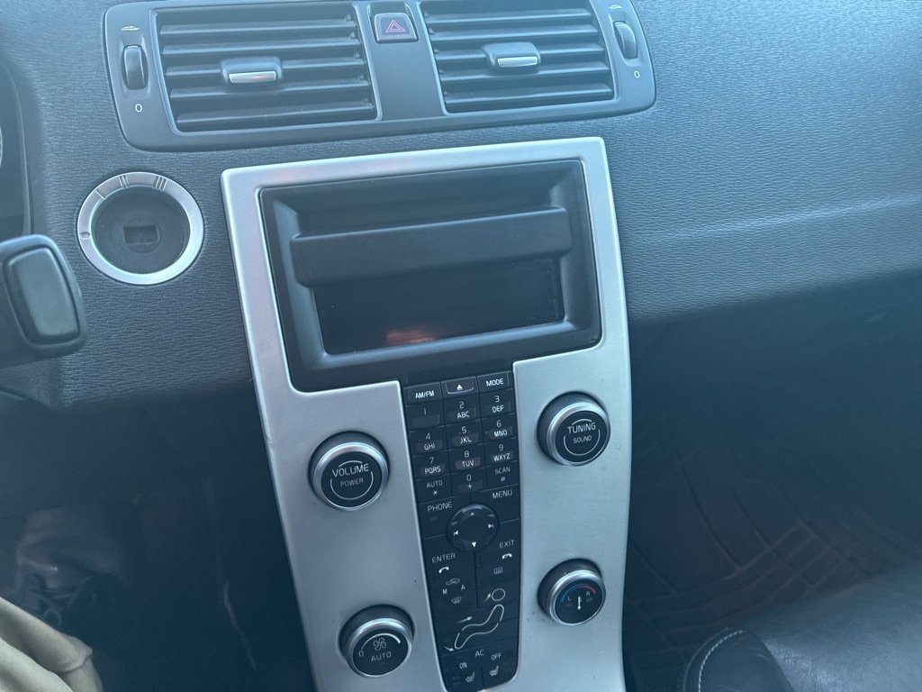 Used 2011 Volvo C70 T5 image 7