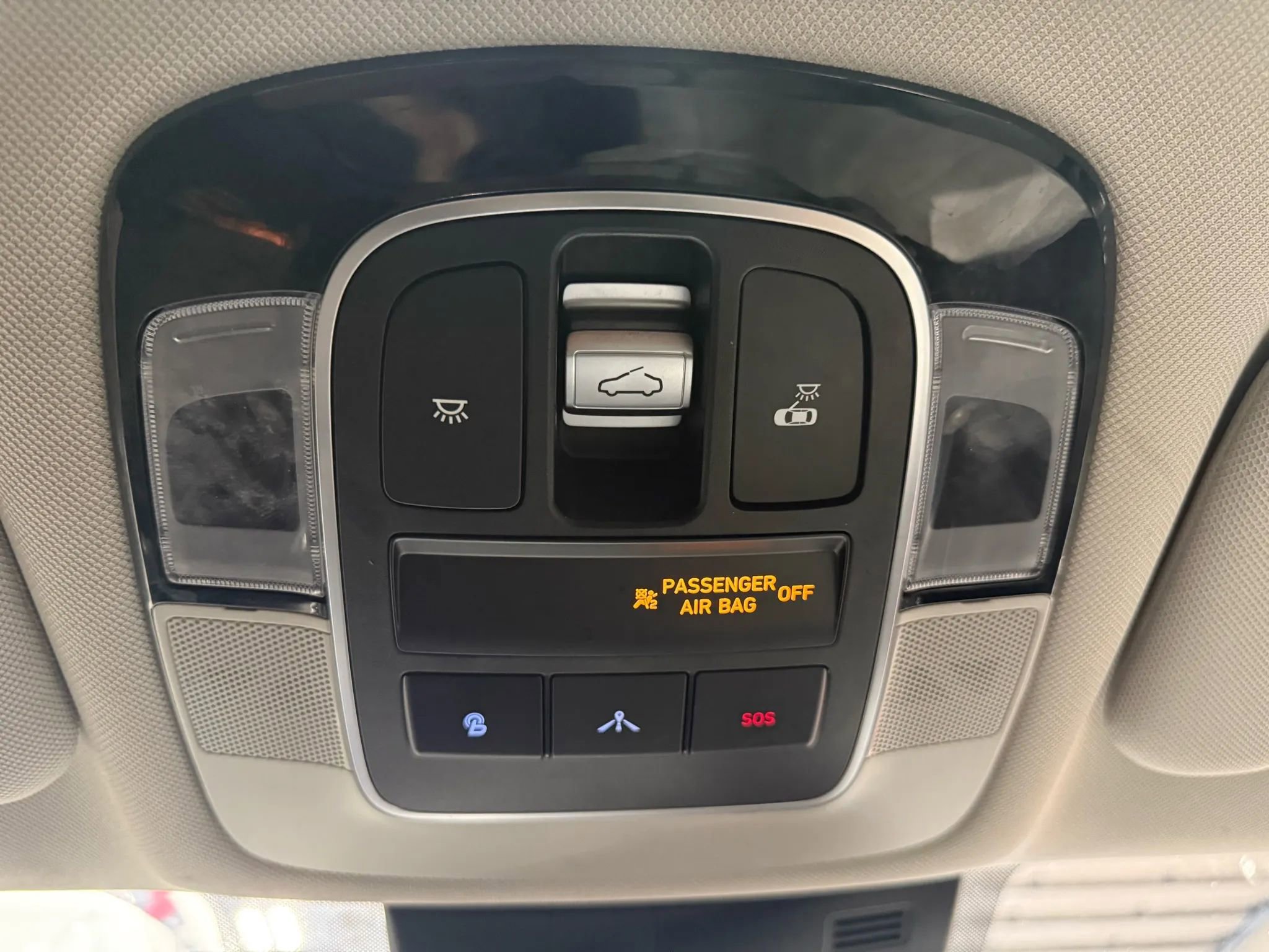 Used 2021 Hyundai Sonata Limited w/ Winter Weather Package image 24