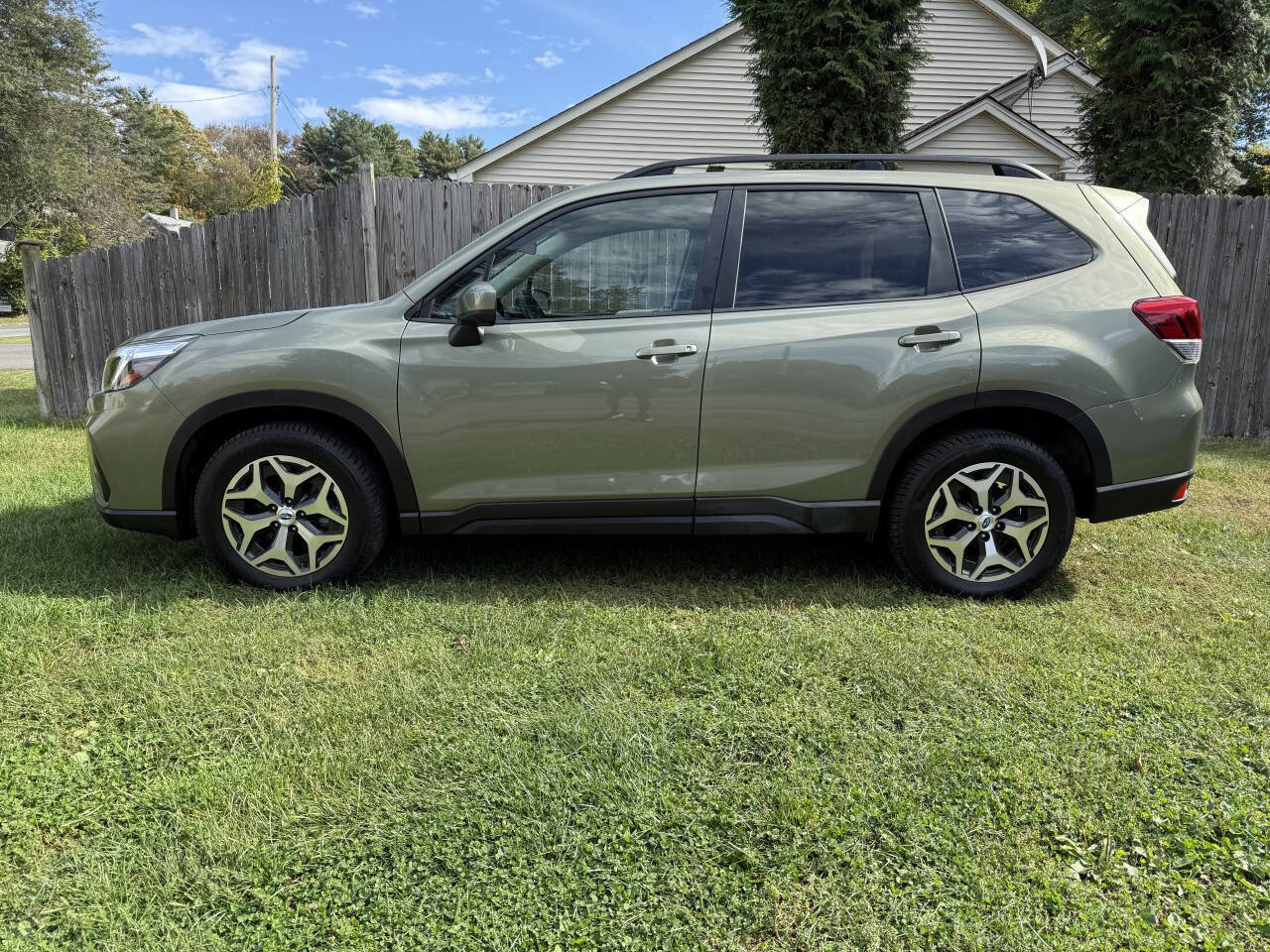 Used 2019 Subaru Forester Premium w/ All-Weather Package