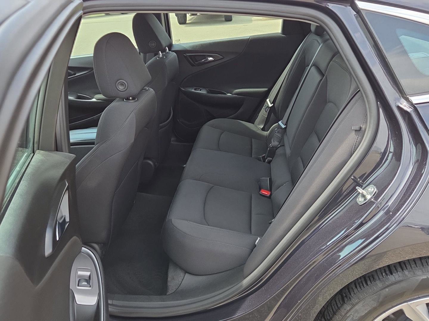 Used 2023 Chevrolet Malibu LT FWD image 12