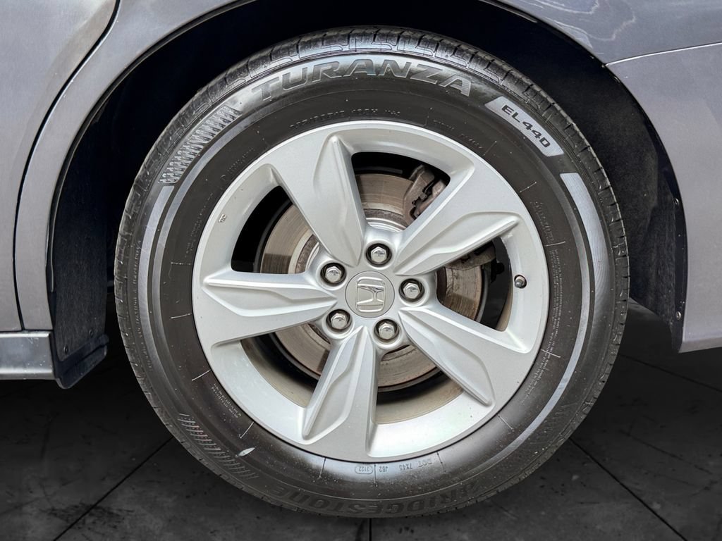Used 2018 Honda Odyssey EX image 28
