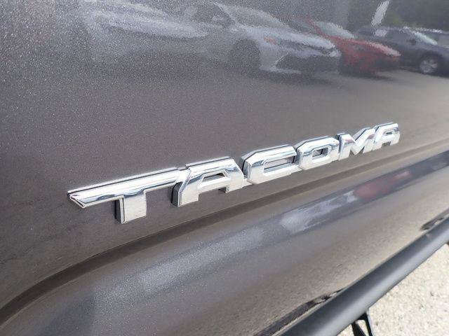 Certified 2023 Toyota Tacoma TRD Sport w/ Technology Package AWD/4WD image 14