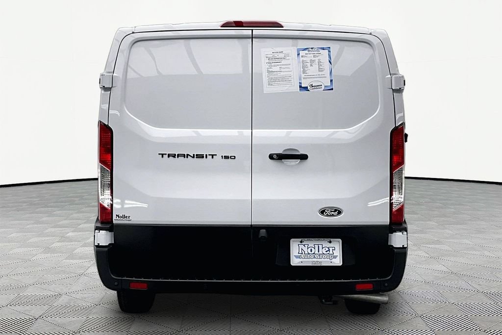 Used 2026 Ford Transit 150 Low Roof RWD image 4