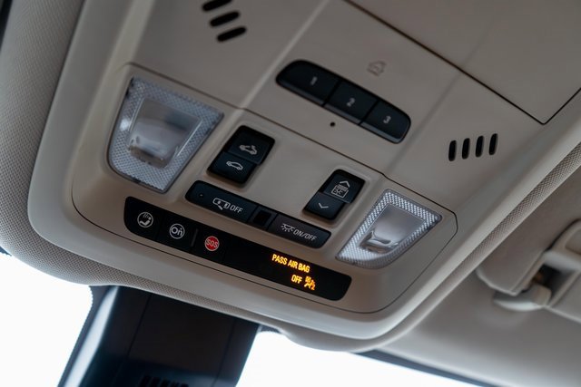 Used 2021 GMC Terrain SLT w/ Infotainment Package II image 40