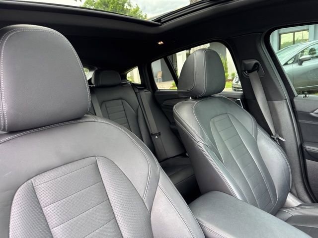 Used 2021 BMW X4 M40i w/ Executive Package AWD/4WD image 12