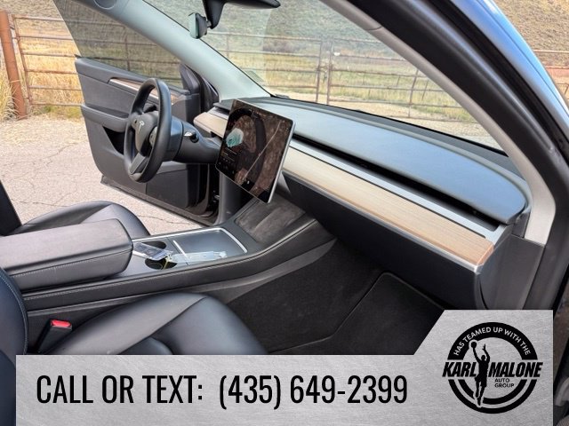 Used 2023 Tesla Model Y Performance AWD/4WD image 36