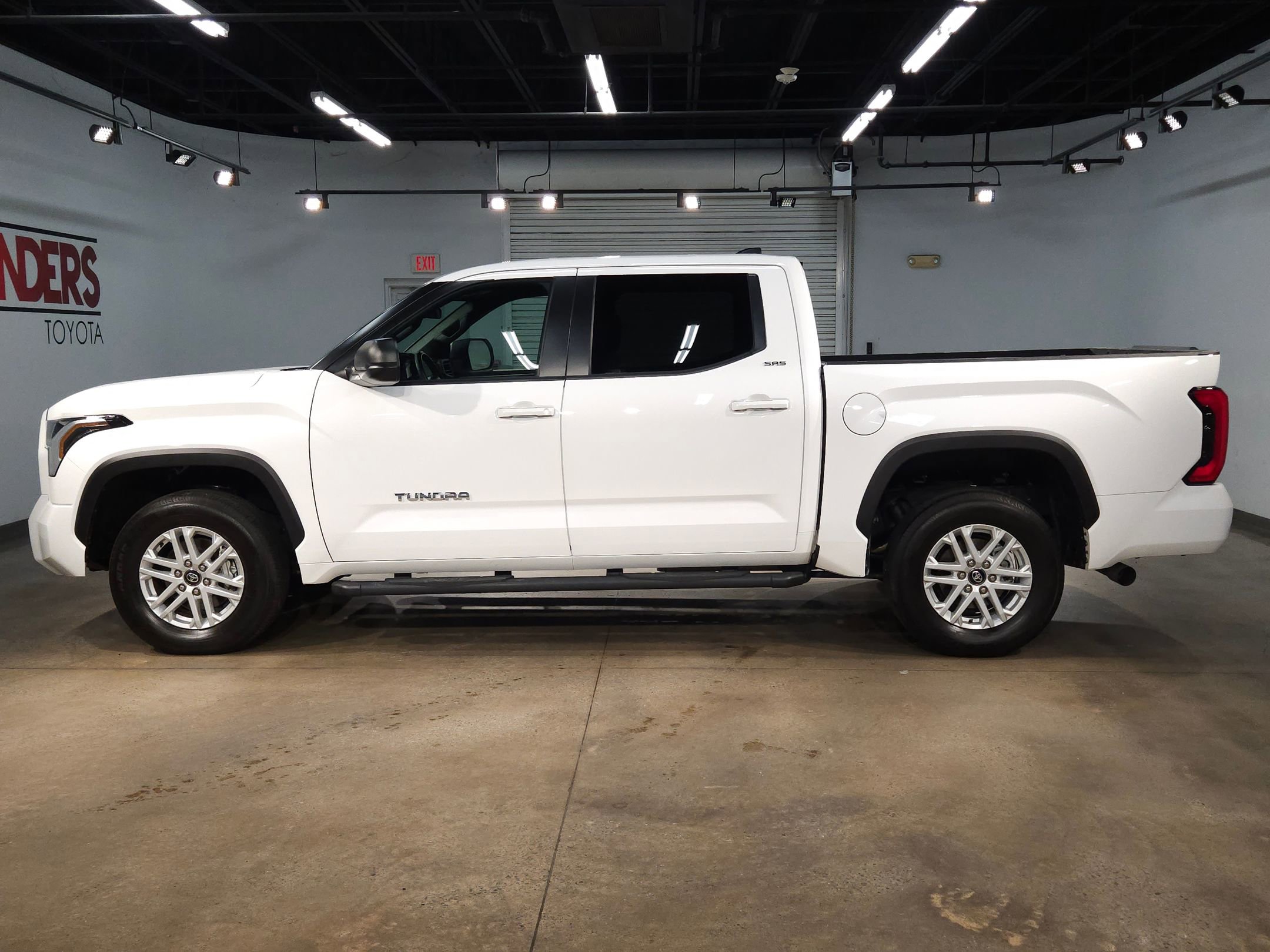 Used 2025 Toyota Tundra SR5 image 4