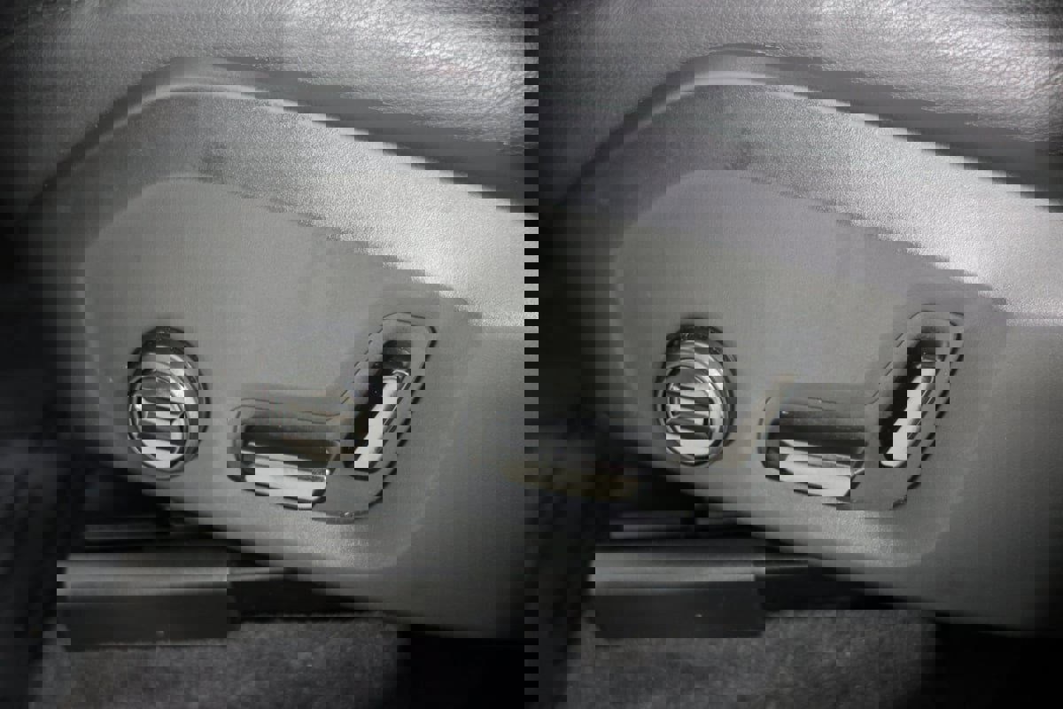 Used 2024 Volvo XC60 T8 Core image 49