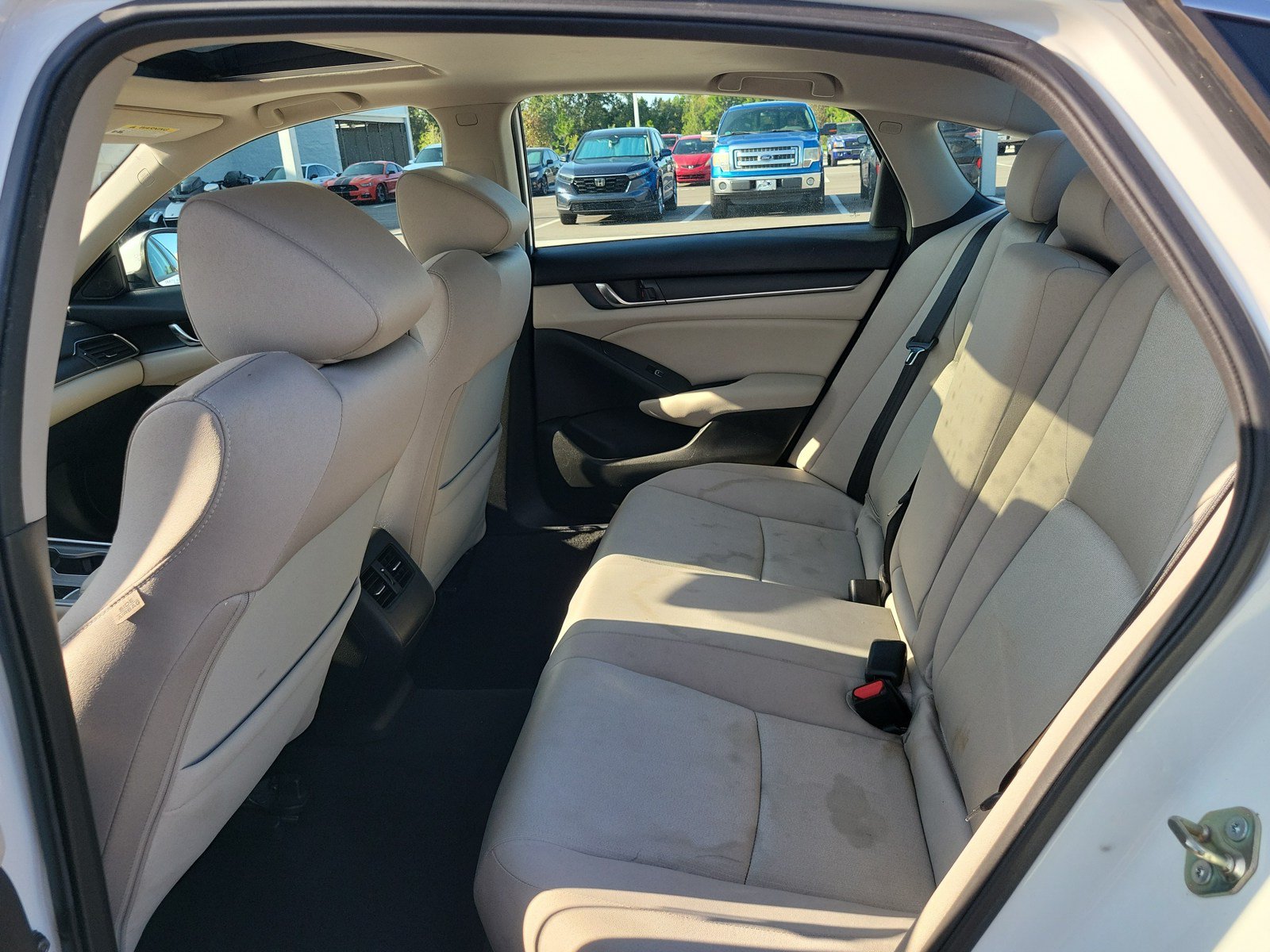 Used 2020 Honda Accord EX image 28