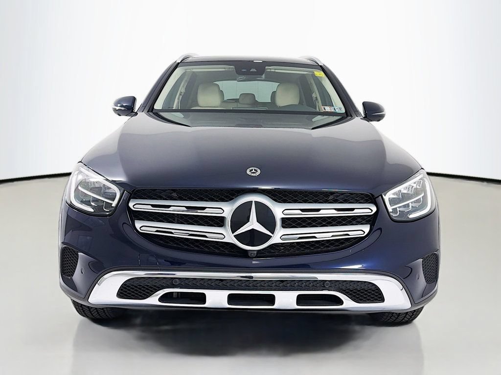 Used 2022 Mercedes-Benz GLC 300 4MATIC image 2