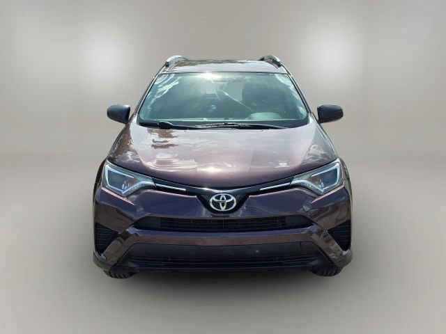 Used 2016 Toyota RAV4 LE AWD/4WD image 2