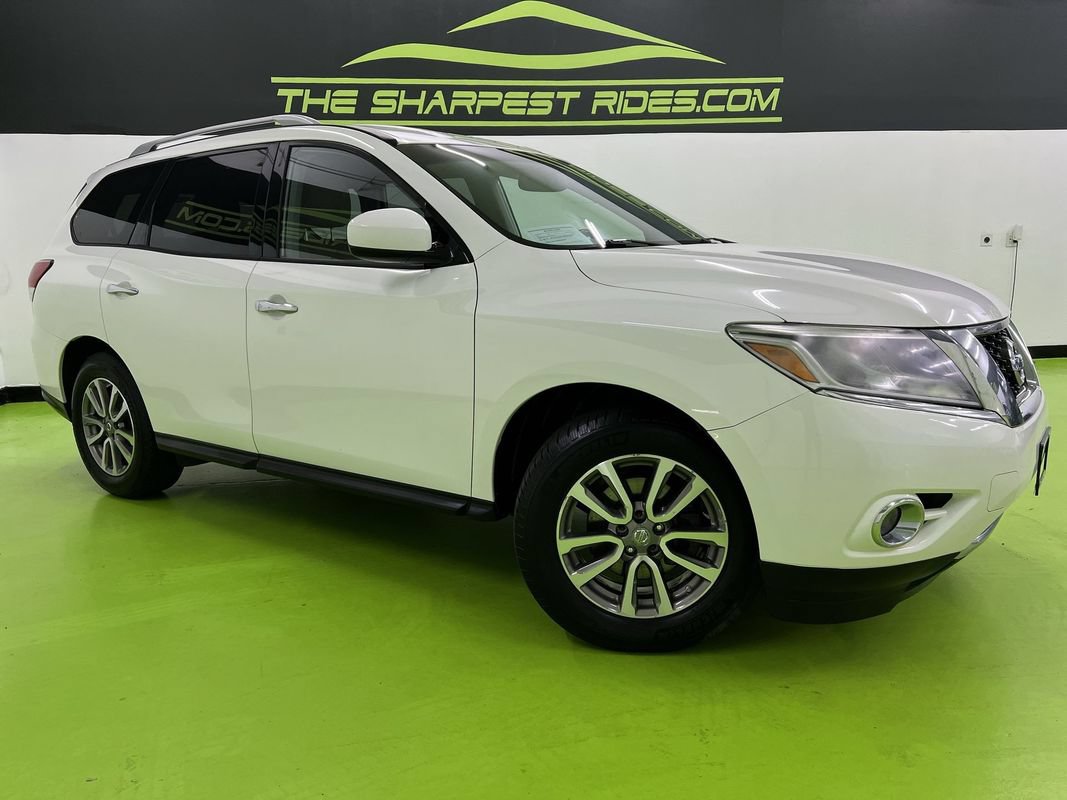 Used 2016 Nissan Pathfinder SV