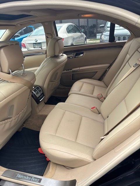 Used 2010 Mercedes-Benz S 550 4MATIC image 17